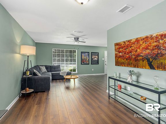 5th image of 1371 Azalea Rd