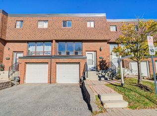 34 Stately Way, Markham, ON L3T3Z8