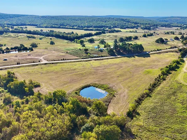 14 S Highway 71, Quinton, OK 74561