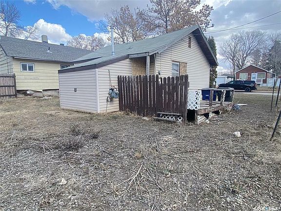3rd image of 1213 1st Ave N
