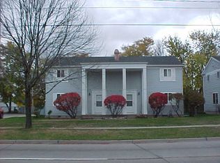 1323 W Lake Lansing Rd, East Lansing, MI 48823