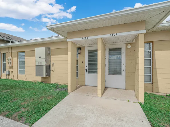 2205 Club Cir, Lake Wales, FL 33854