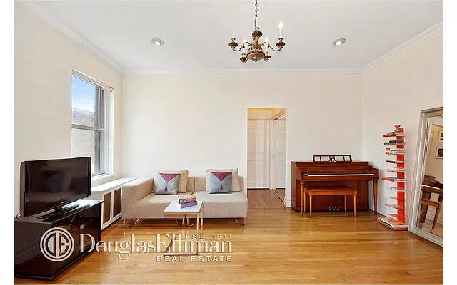 Sold by Douglas Elliman | media 12