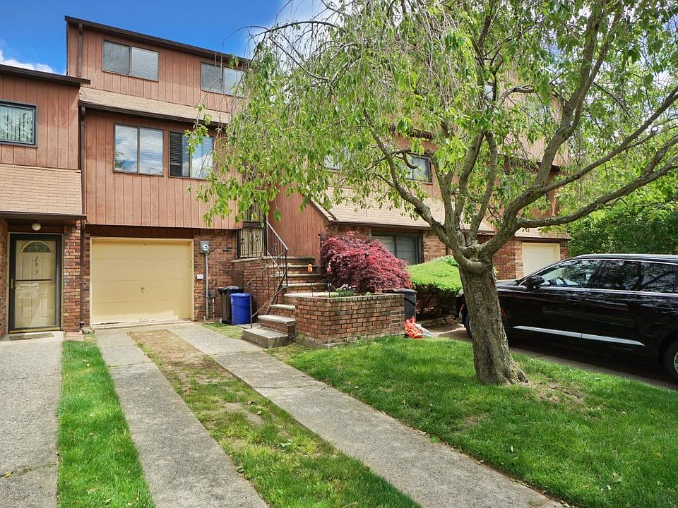 1st image of 191 Stonegate Dr #1