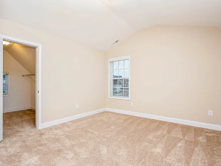 674 Stonebriar Ave — Photo 21