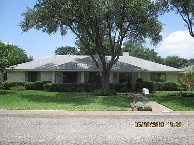 1st image of 3106 Briargrove Ln