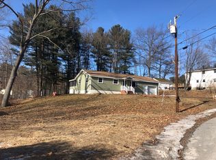 16 Brookfield Dr, Merrimack, NH 03054