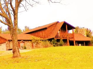 975 Huckleberry Road, Crockett, VA 24323