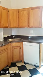 Rented by R New York