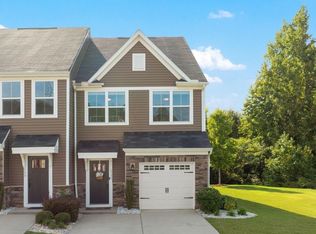 135 Lilywood Ct, Simpsonville, SC 29681