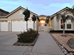 6770 N Sandrini Ave, Fresno, CA