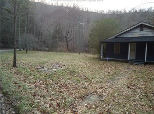 2267 Kelly Hollow Rd, Blair, WV 25022
