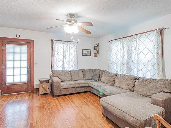 2nd image of 337 E Main St