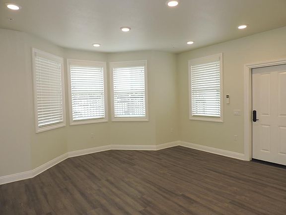 5th image of 1524 F St #103