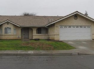 3552 N Saratoga Ave, Fresno, CA