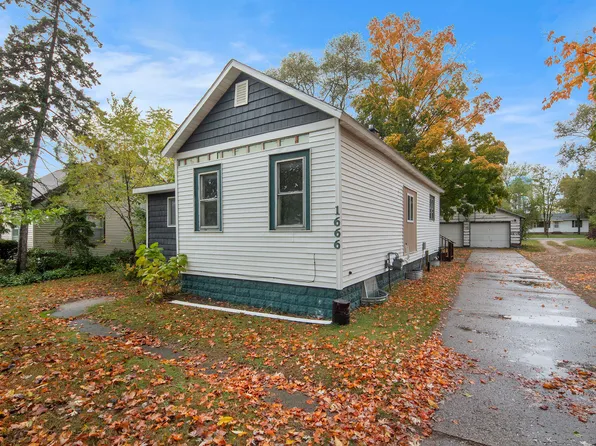 1666 New St, Muskegon, MI 49442