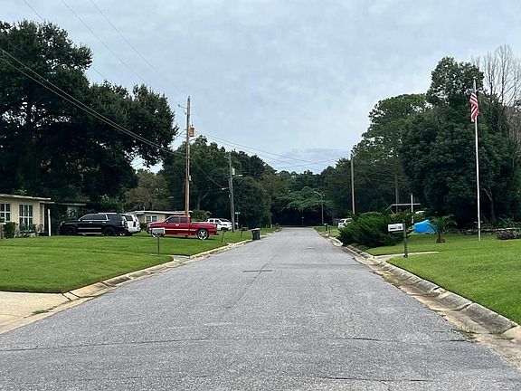 5th image of 17 Eaton Rd