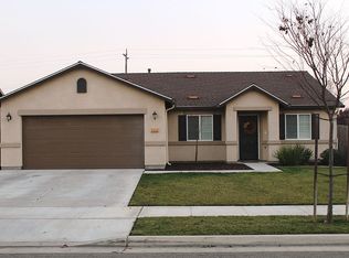 2643 W Payson Ave, Visalia, CA 93291
