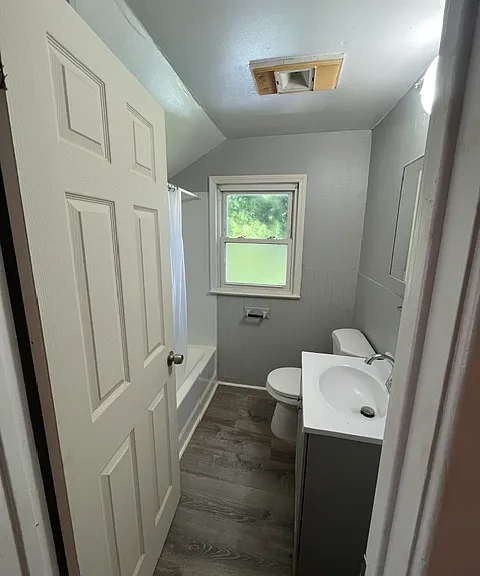 183 Glide St — Photo 5