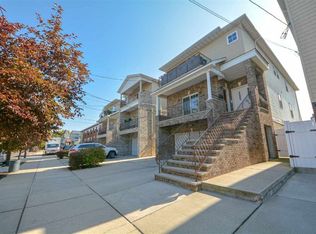 202 Avenue A #1, Bayonne, NJ 07002