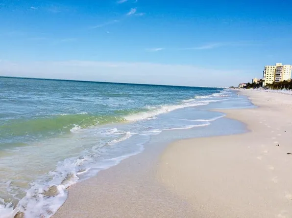 377 Vanderbilt Beach Rd APT 303, Naples, FL 34108
