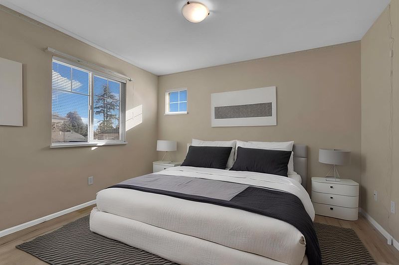 Surrey Townhouse for rent - 5 Bedrooms — photo 6