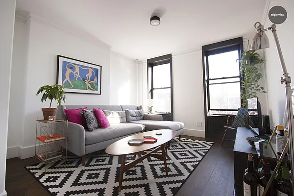 Rented by Triplemint | media 49