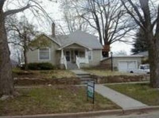 106 New Jersey Ave, Holton, KS 66436