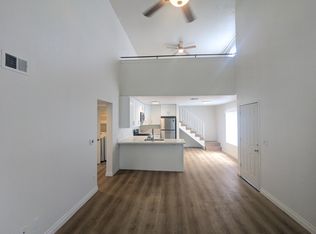 11311 Huston St APT 7, North Hollywood, CA 91601