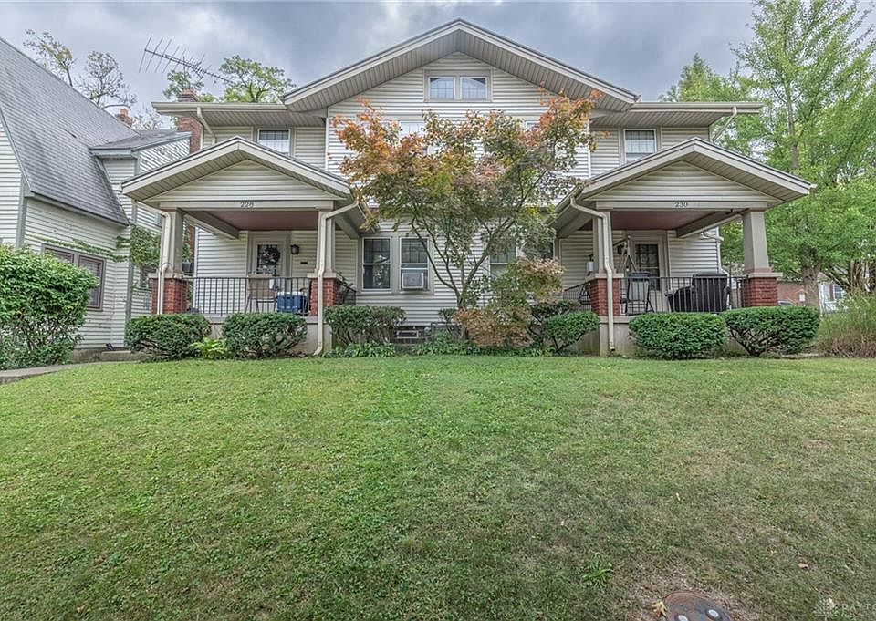 1st image of 228 W Parkwood Dr