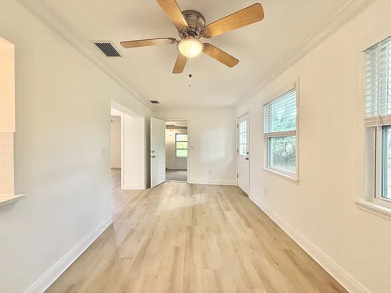 2869 Thistle Ct N — Photo 27