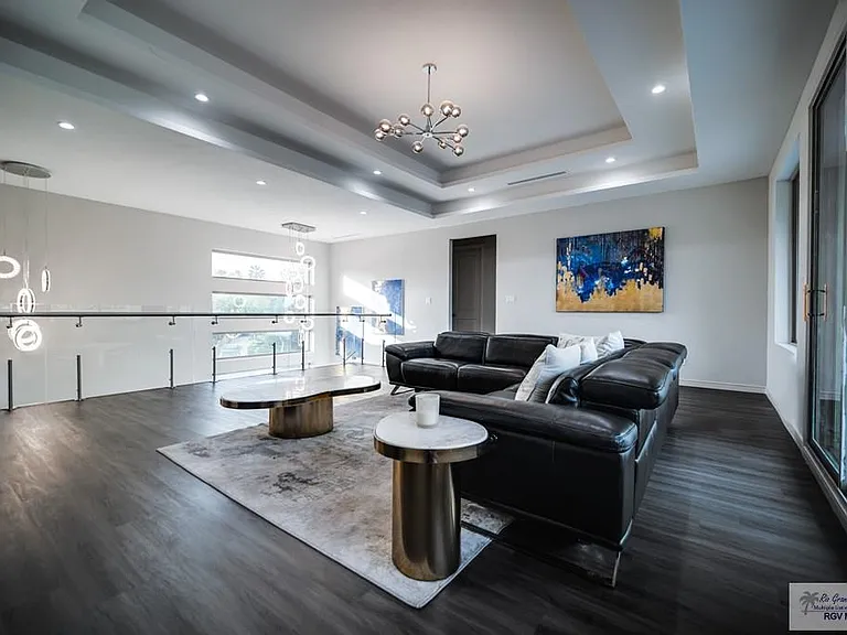 214 Calle Cenizo — Photo 15