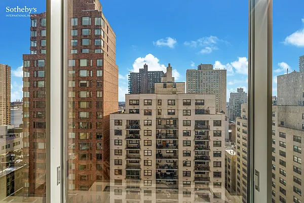 Rented by Sotheby's International Realty | media 24