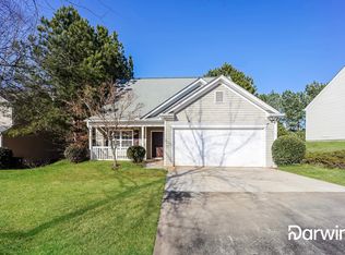 645 Sable View Ln, Atlanta, GA 30349