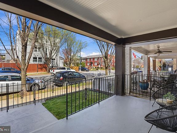 2nd image of 1739 Independence Ave SE
