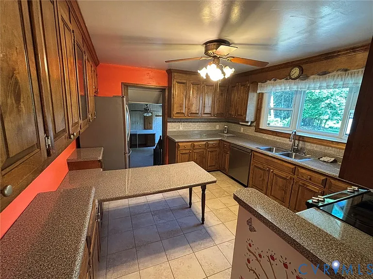 3511 New Kent Hwy — Photo 16