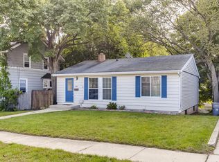 315 Watres Pl, Elgin, IL 60120