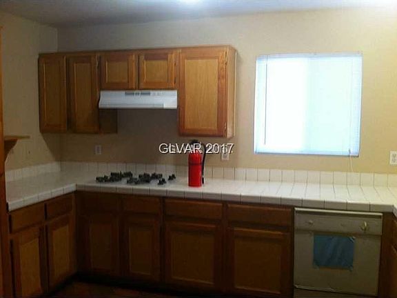 4th image of 5368 Hillsboro Ln #0