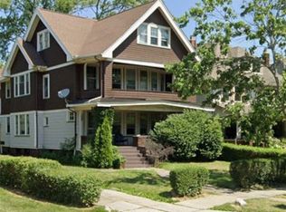 2609 Hampshire Rd, Cleveland Heights, OH