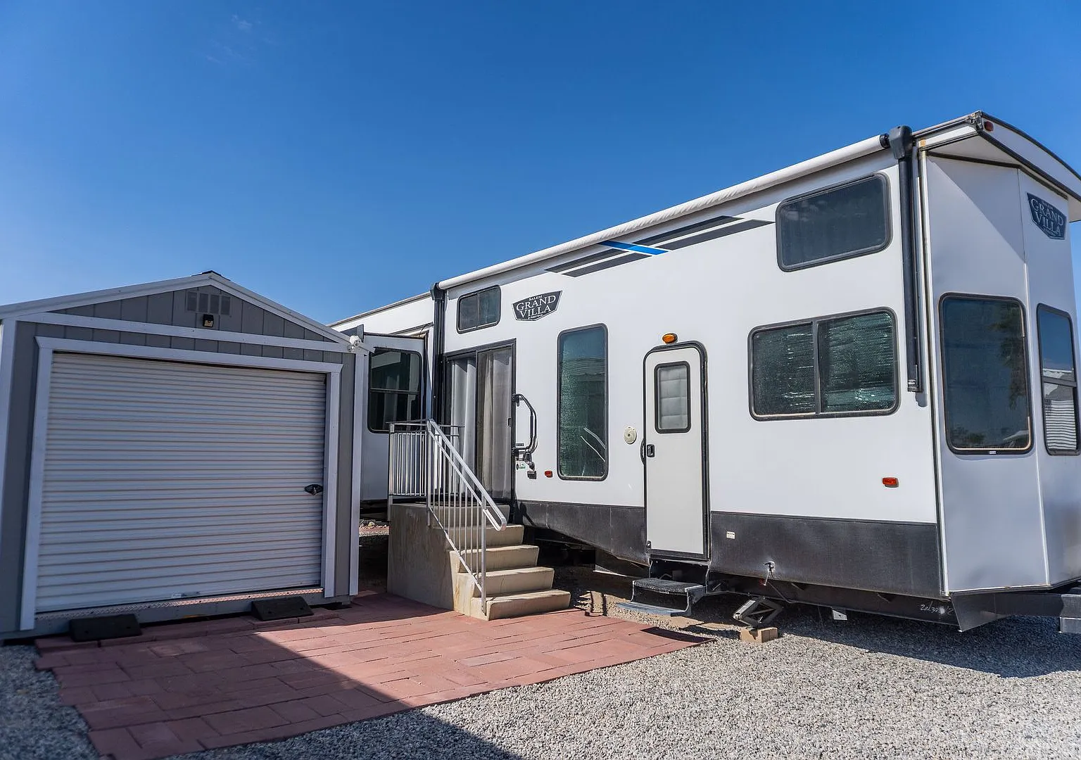 Turn-Key Park Model in Yuma Foothills Fully Furnished with Utilities Included — Photo 2