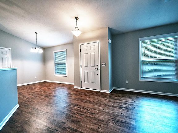 3rd image of 3514 Durham Ln
