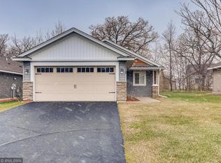 1012 Winsome Way NW, Isanti, MN 55040