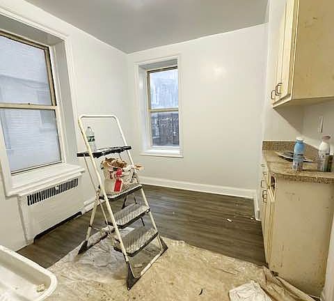3rd image of 341 E 19th St #1