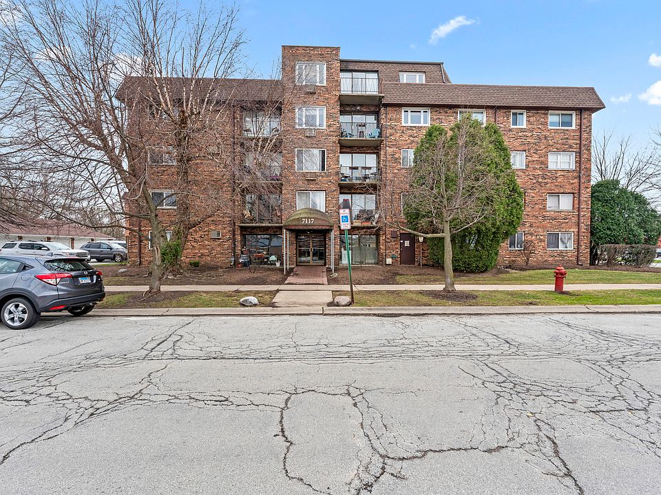 1st image of 7117 W 93rd St APT 306