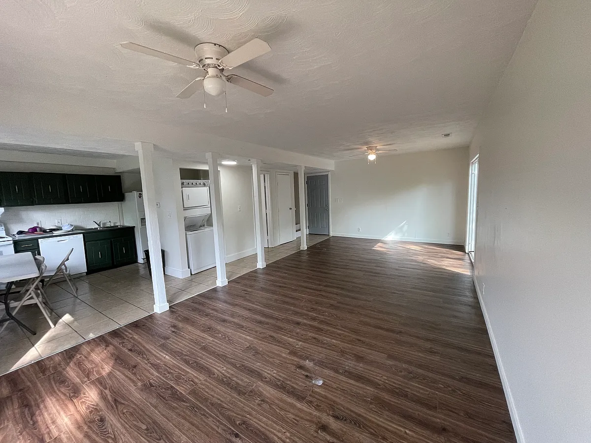 Building Photo - 3631 Brush Creek Dr