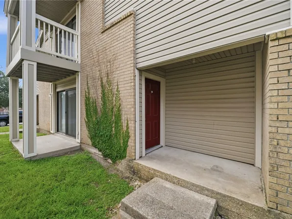 1112 Autumn Cir APT D, College Station, TX 77840