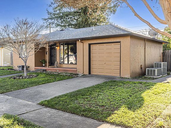 2nd image of 2630 Valley Center Drive