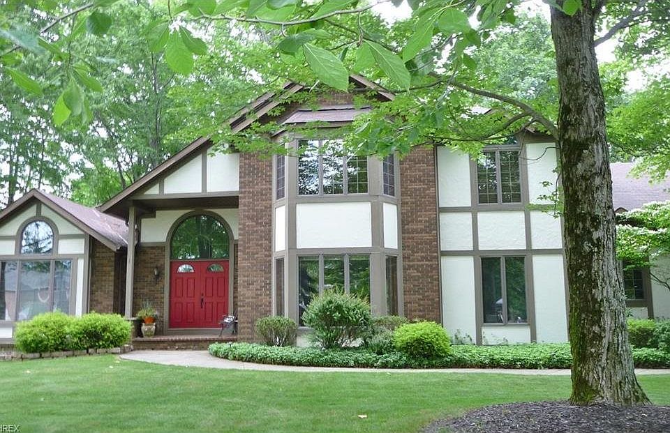 1st image of 8571 Lakeview Dr