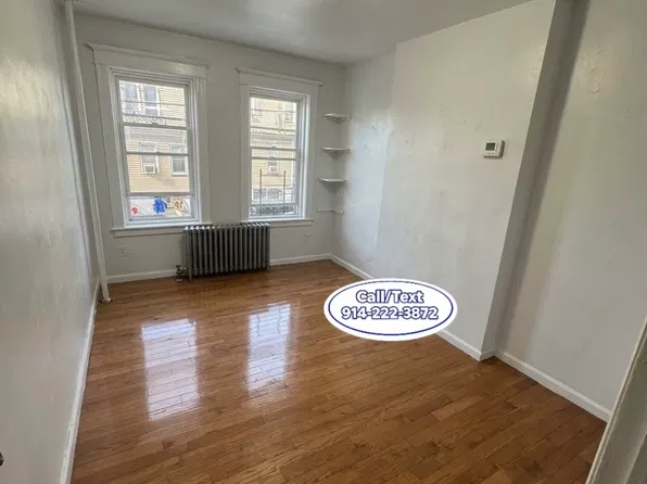 78 Oak St APT 1, Yonkers, NY 10701