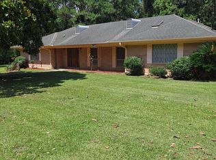 209 S Loftin Ave, Picayune, MS 39466